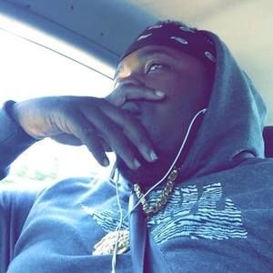 Meet your Posher, Deandre